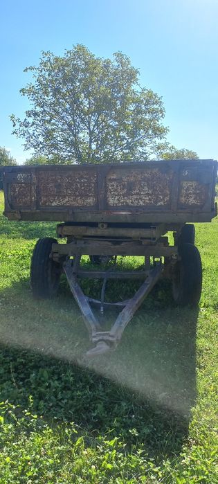 Продам прицеп 2 птс 4