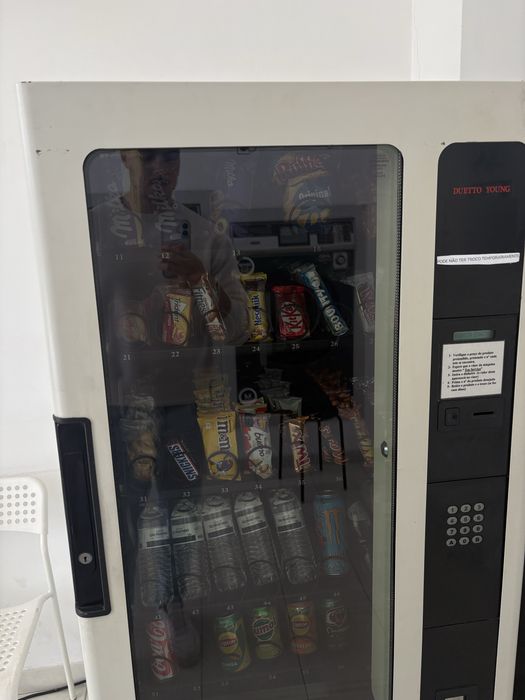 IMPECÁVEL, TROCO maquina de venda por qualquer coisa