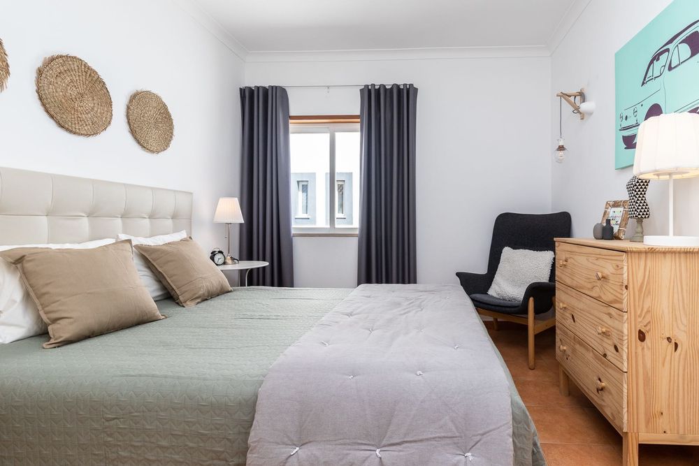 Apartamento T1 inserido Golden, Barco, piscinas, Jacuzzi, Animação