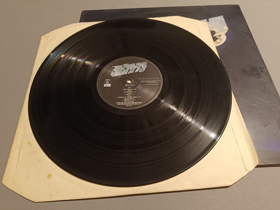 a sky 3 , 1press UK, 1981 , VG
