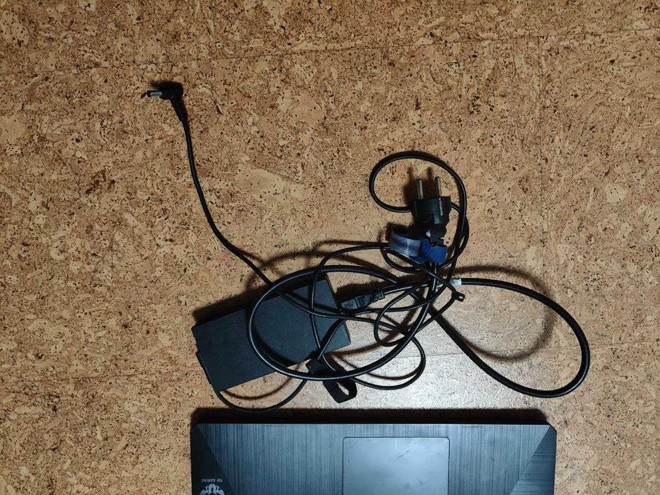 Ноутбук Asus FX505DT