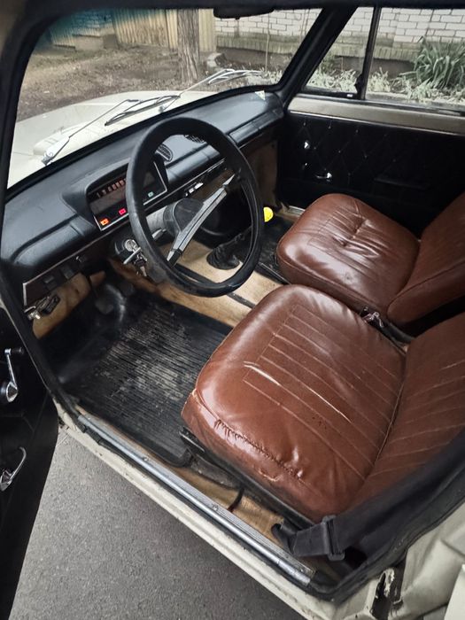 ВАЗ 2101 капсула часу, колекційний автомобіль 1973 року випуску