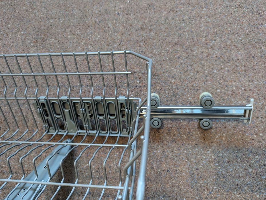 Części do zmywarki Elektrolux ESL67050 - grzałka