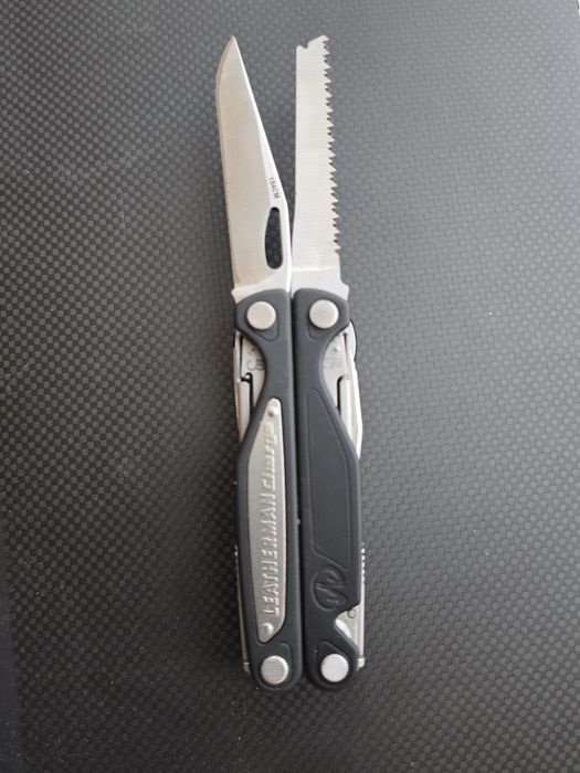 Leatherman Charge мультитул