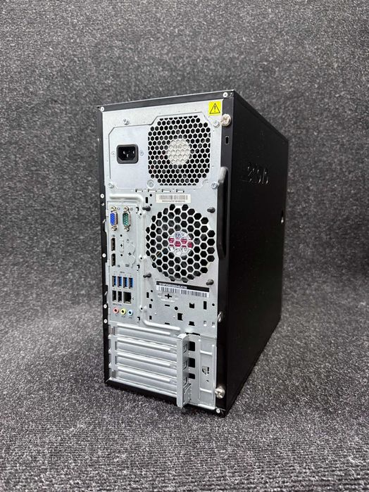 Комп'ютер Lenovo ThinkCentre M800