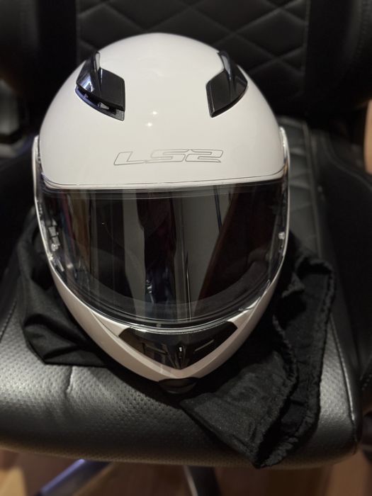 (Novo) Capacete modular LS2 FF370 - S