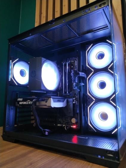 Komputer do gier_ Ryzen 7 8700_RTX 5060 8GB_32GB DDR5_SSD 1TB M.2 36Gw