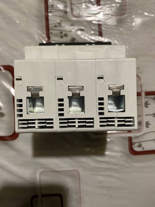 Автоматический выключатель Etimat 10 3p C80