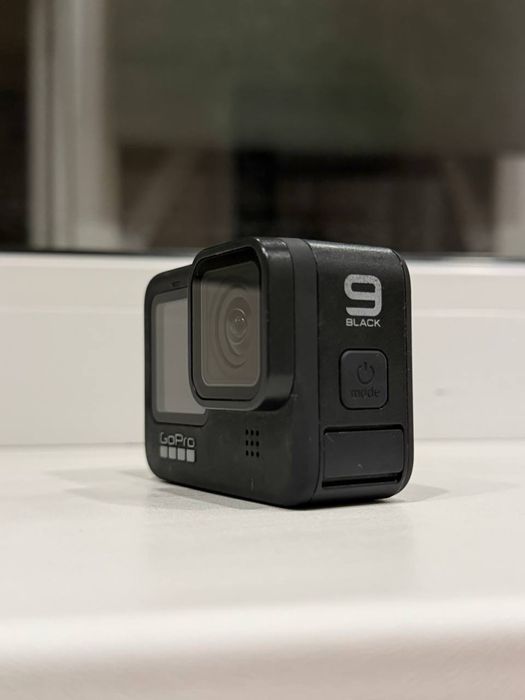 Екшн-камера GoPro HERO 9 Black состояние новой