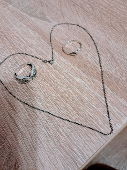 Серебро:2 кольца и цепочка