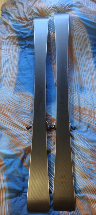 Sprzedam narty stan idealny