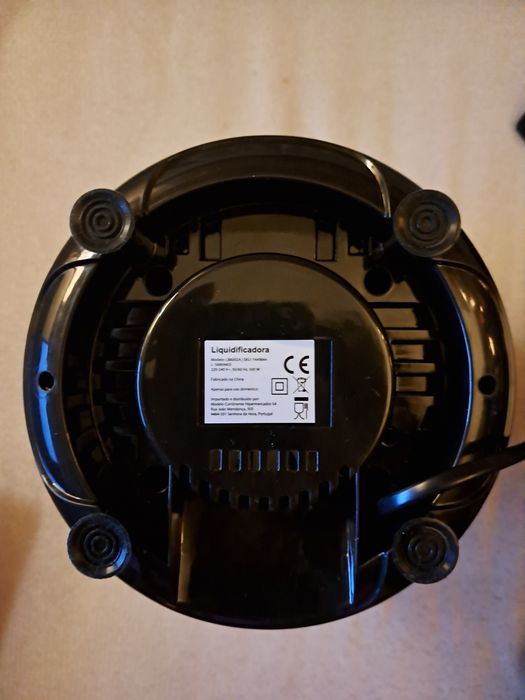 Liquidificadora avariada Continente Telemax Modelo LB6002A 500w