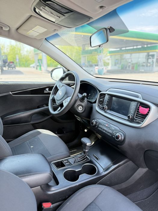 Kia sorento 2019 7 місць