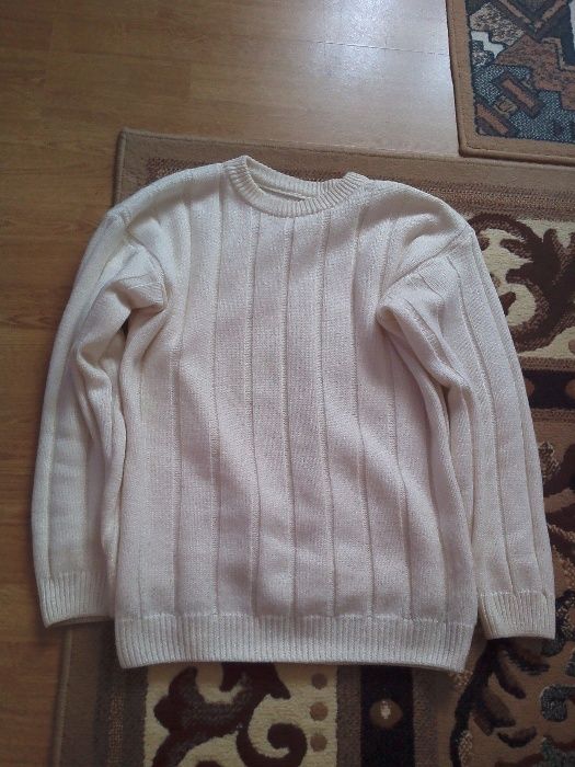 Gruby wełniany sweter