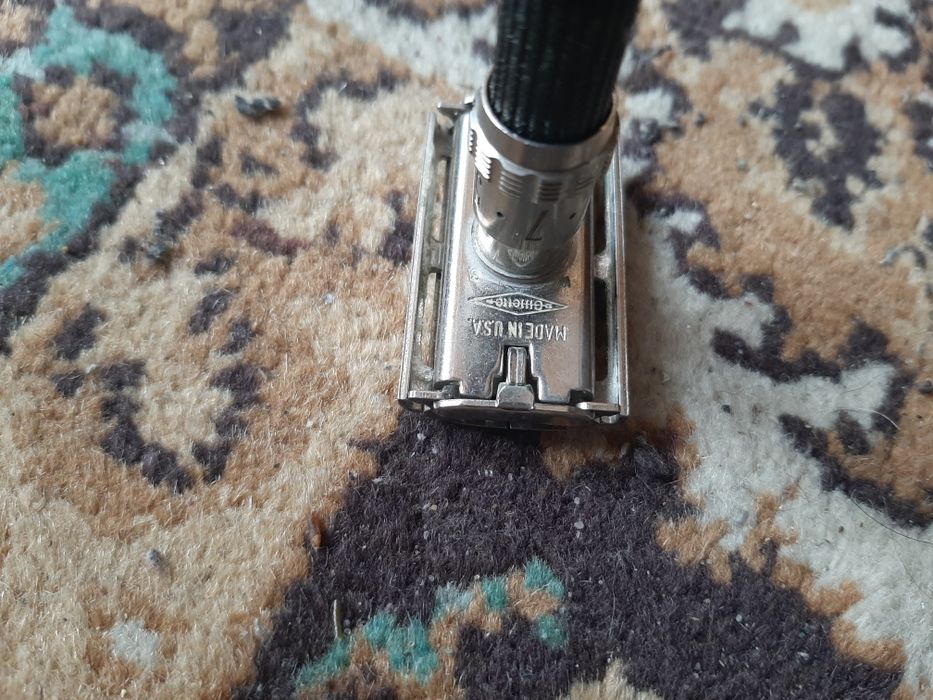 Бритва фирменная Gillette