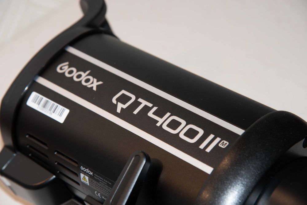 НОВЫЕ Студийные вспышки Godox QT400 II M - 3 штуки