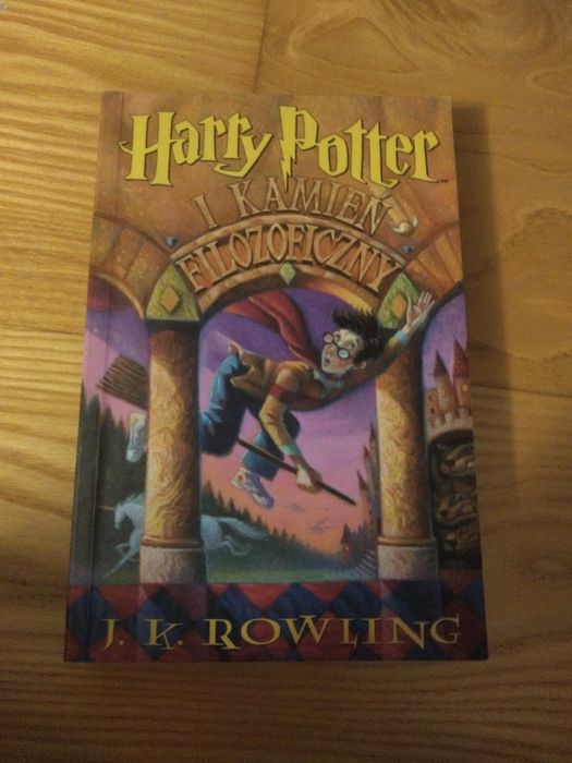 Sprzedam książkę Harry Potter i kamień filozoficzny