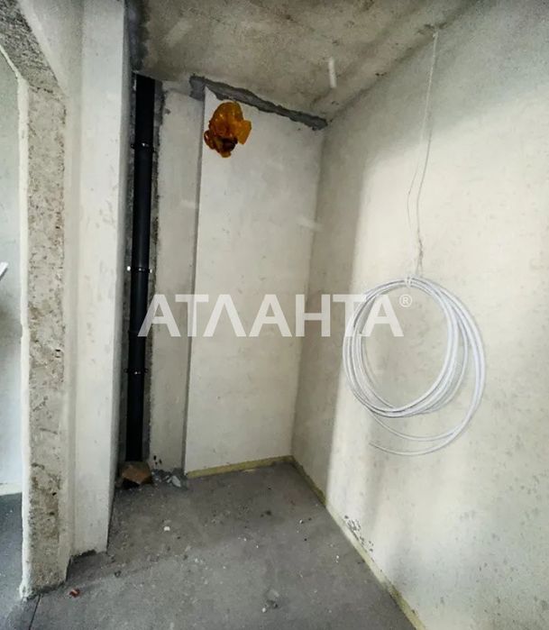 Продаж одно кімнатної квартири по переуступці!