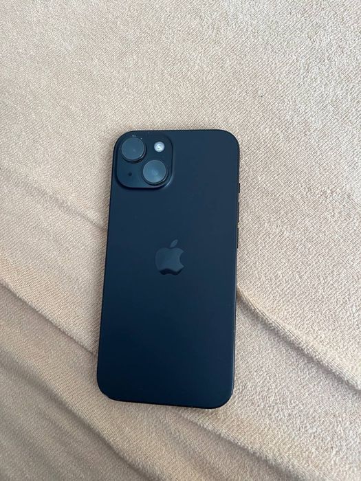 Sprzedam Iphone 15 87%