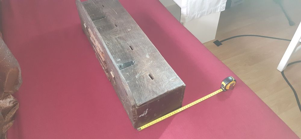 Caixa de esmolas de igreja