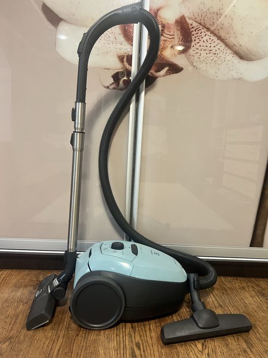 Пилосос Electrolux pure D8.2 silence стан гарний