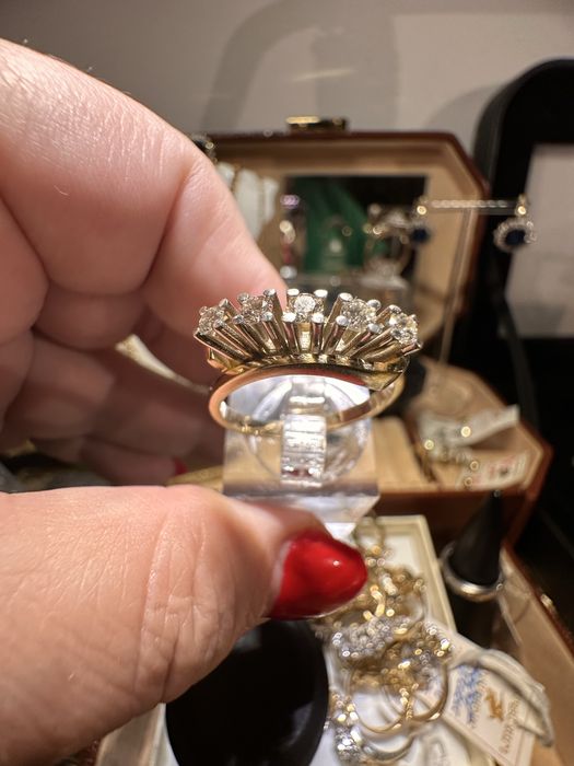 Продам кольца с бриллиантами
