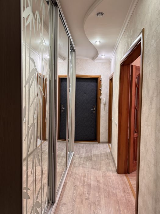 Здам 3-кімнатну на Критому ринку