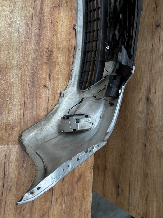 Zderzak przedni Ford C Max lift kolor 03