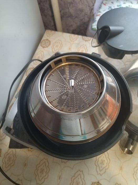 Соковыжималка  fhilips