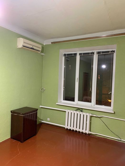 Світла 3-кімн сталінка 73 м², 3 поверх, центр 9 кв. ЮГОК, без ріелтора