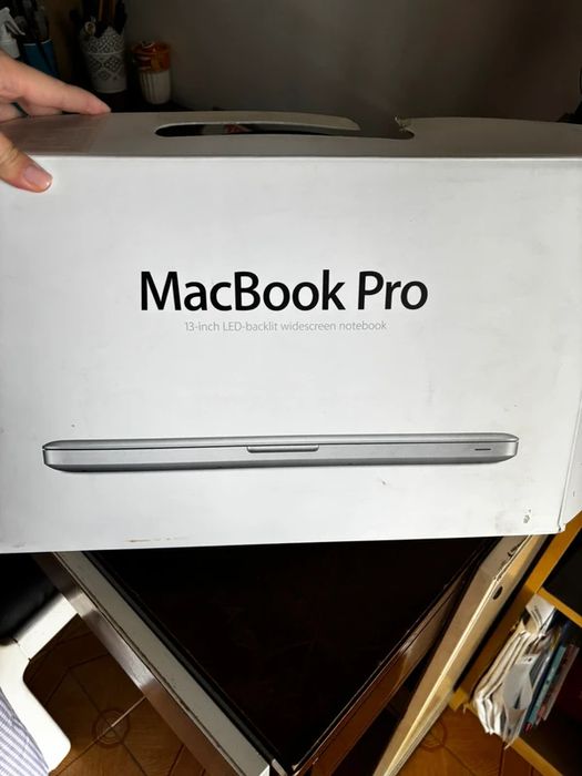 MacBook Pro 2013 13.3" i5 8GB 500GB HDD com Caixa e Carregador