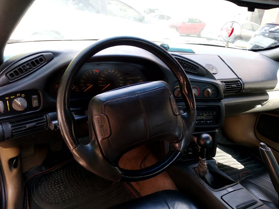 Продам Chevrolet Camaro 3.4 срочно!