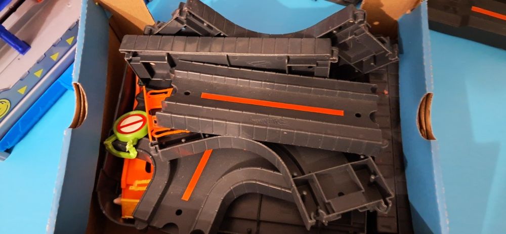 Hot Wheels  garaż i myjnia
