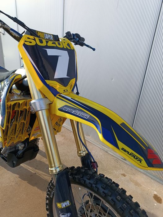 Suzuki RMZ 450 Motocross