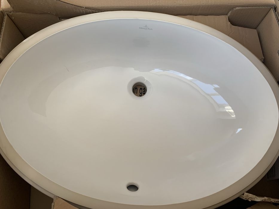 За пів ціни нову  раковину Villeroy& Boch