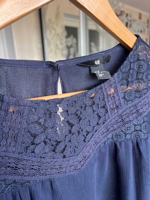 Жіноча блуза з мереживом H&M