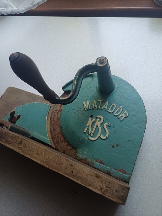 Stara krajalnica Matador KBS vintage