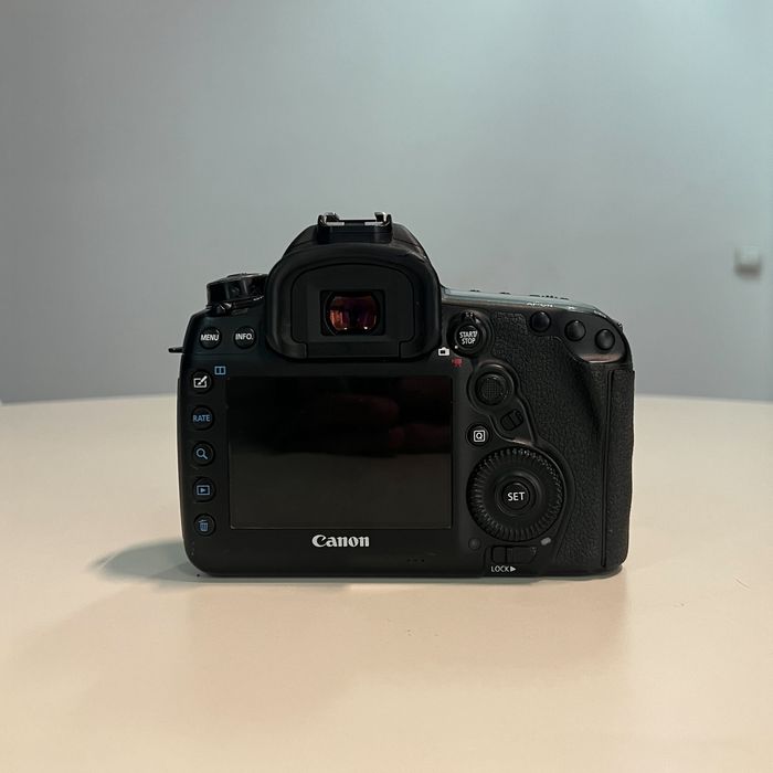 Canon 5D Mk IV - Usada