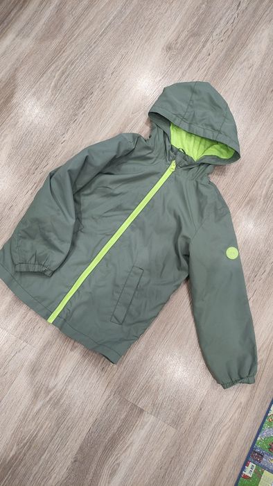 Ветровка на весну/осінь