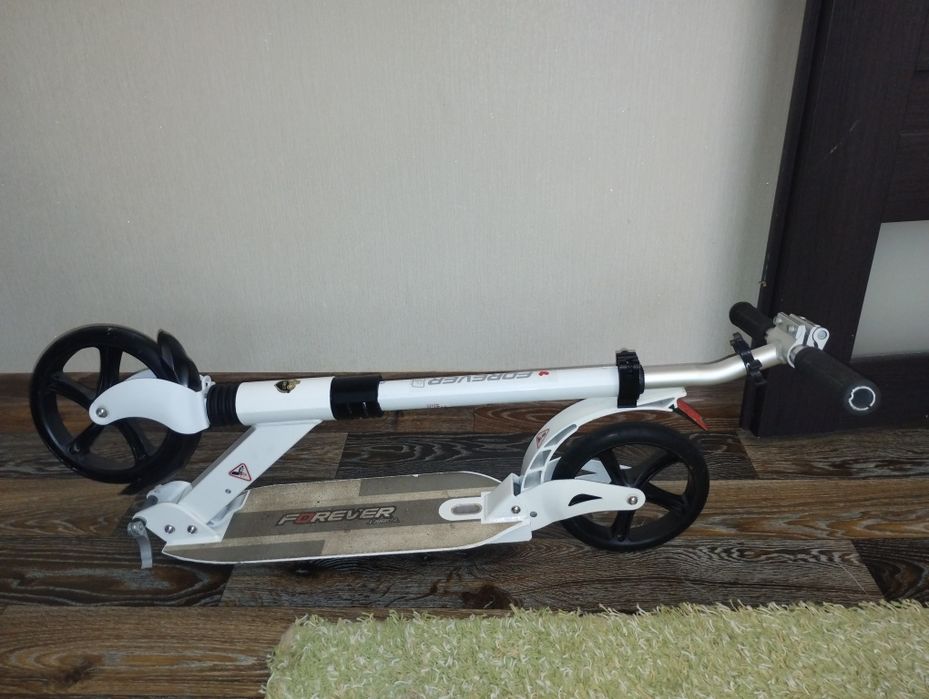 Самокат для дітей та підлітків Forever