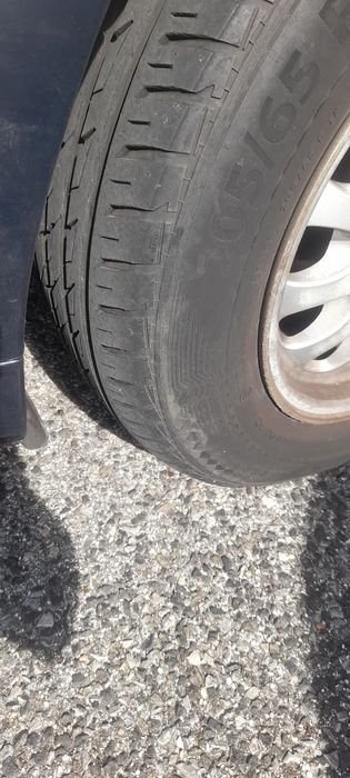 BMW 525TDS 1999 e 268000km ou troco por carro ou mota do mesmo valor