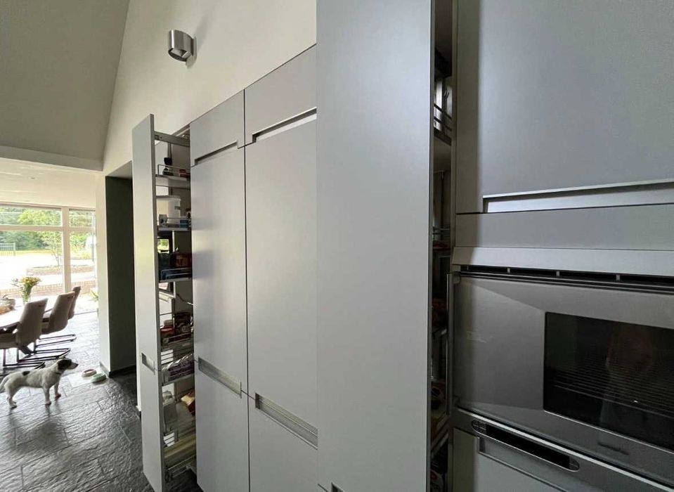 Kuchnia POGGENPOHL z wyspą | Granit | GAGGENAU | QUOOKER | Stan perfekcyjny model SEGMENTO