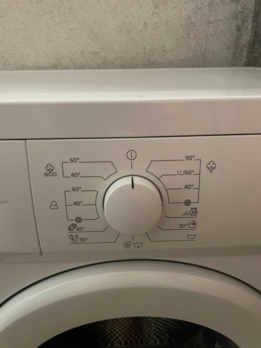 Máquina lavar roupa 6 kg Beko EV 6800