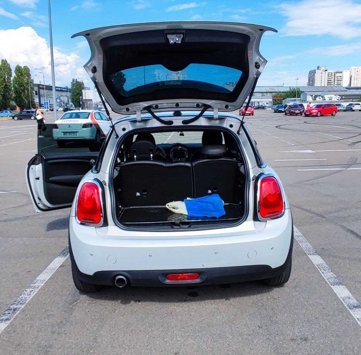 Продам Mini cooper F56 (2015) 49000 пробег