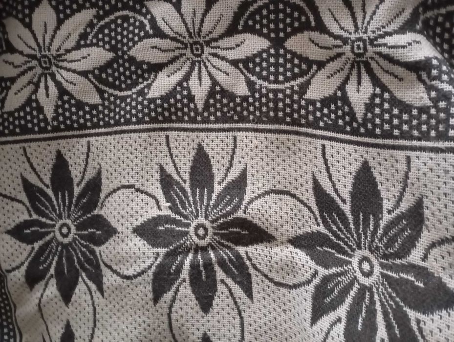 Narzuty na lozko zfredzlami