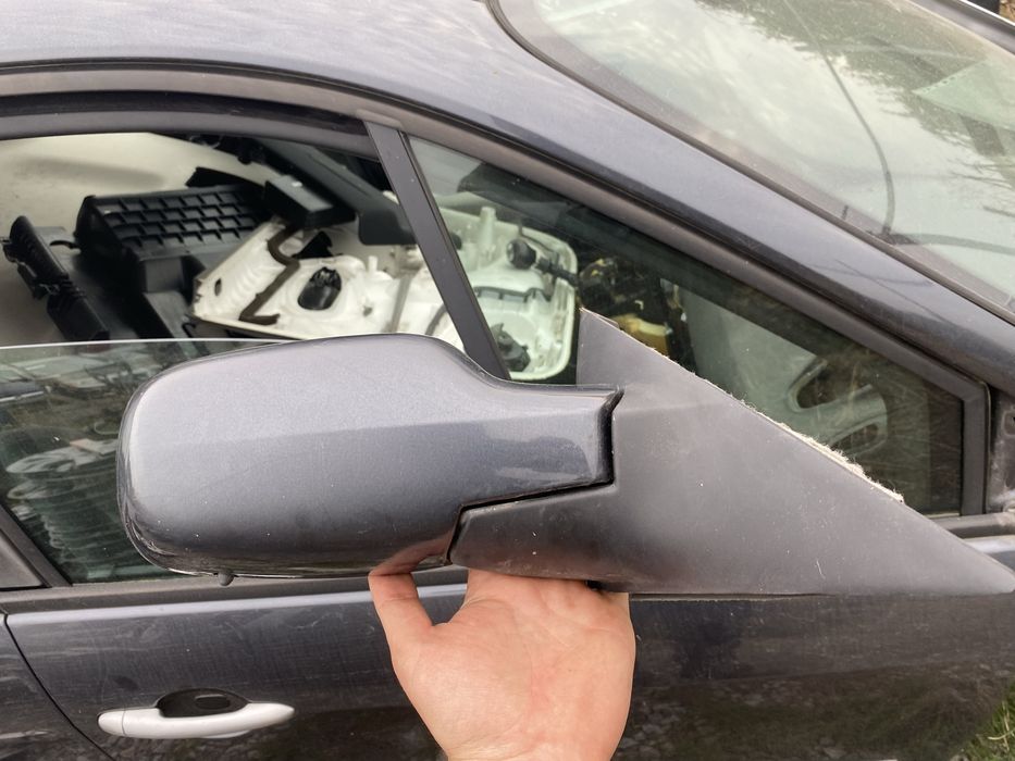 Праве дзеркало зеркало правое Renault Grand Scenic Гранд Сценик 2