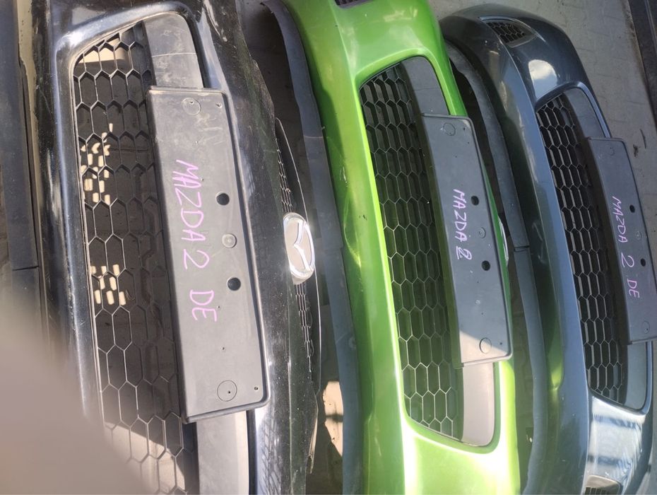 Zderzak przód przedni Mazda 2 DE
