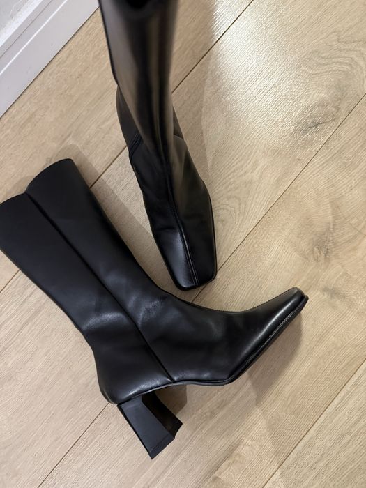 Чоботи шкіряні 35розмір