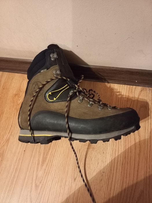 Гірські черевики,ла спортіва 30см