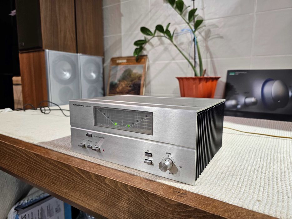 Підсилювач Grundig MA 100